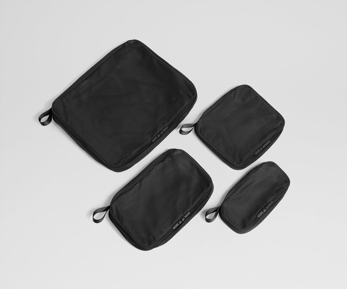 Away Compression Packing Cubes in Jet Black