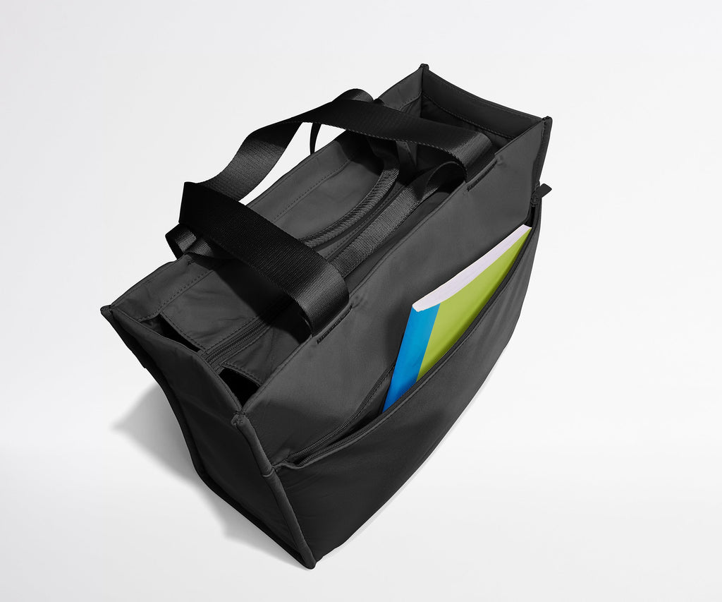 Away Featherlight Daily Tote Tote Bag - Jet Black