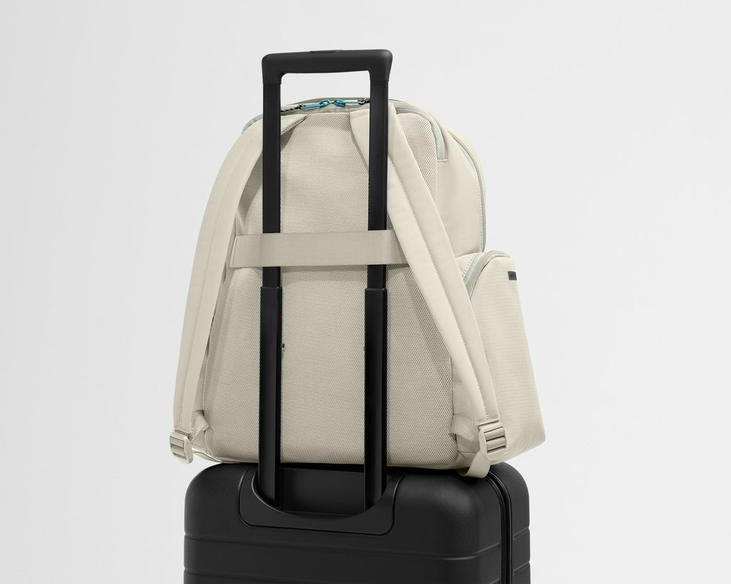 Away Sport Backpack in Salt White
