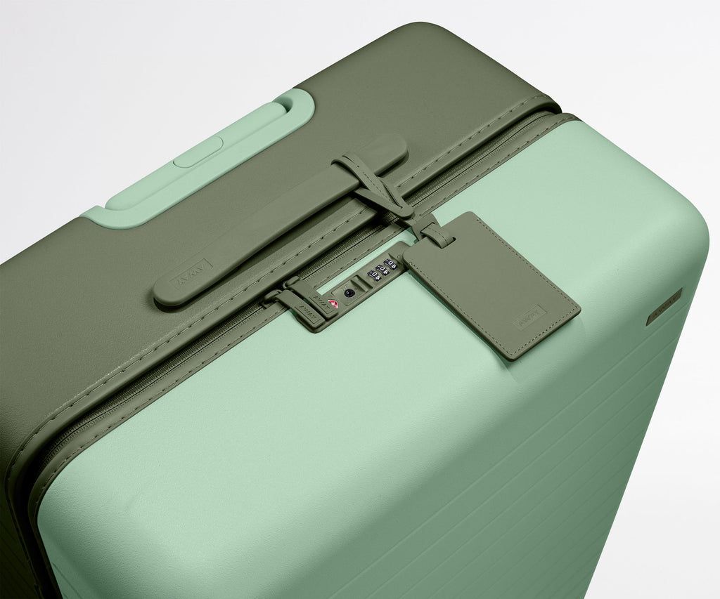 Away The Medium Suitcase - Scenic Route