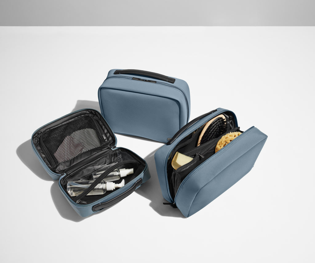 Away The Small Toiletry Bag in Salt White