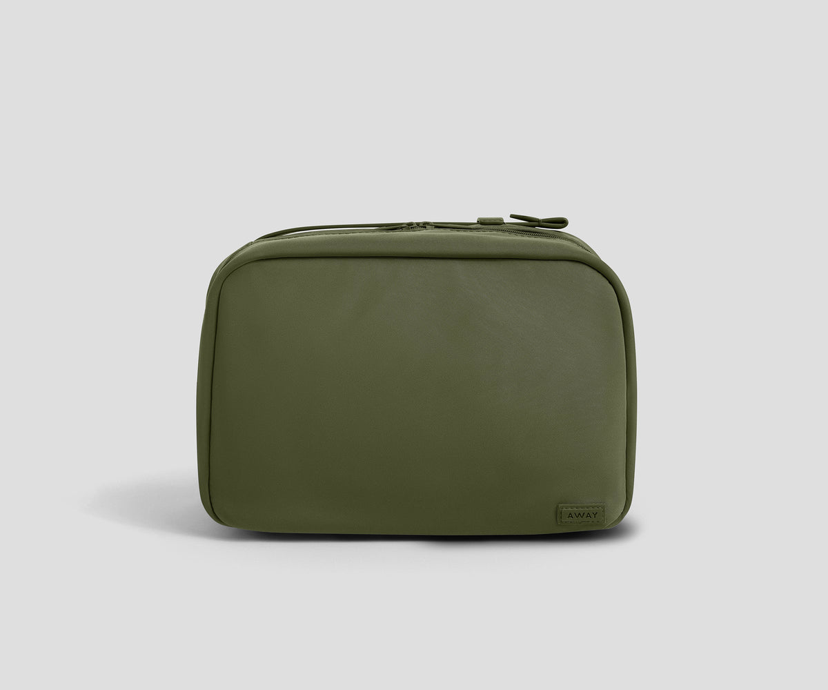 Away Hanging Toiletry Bag