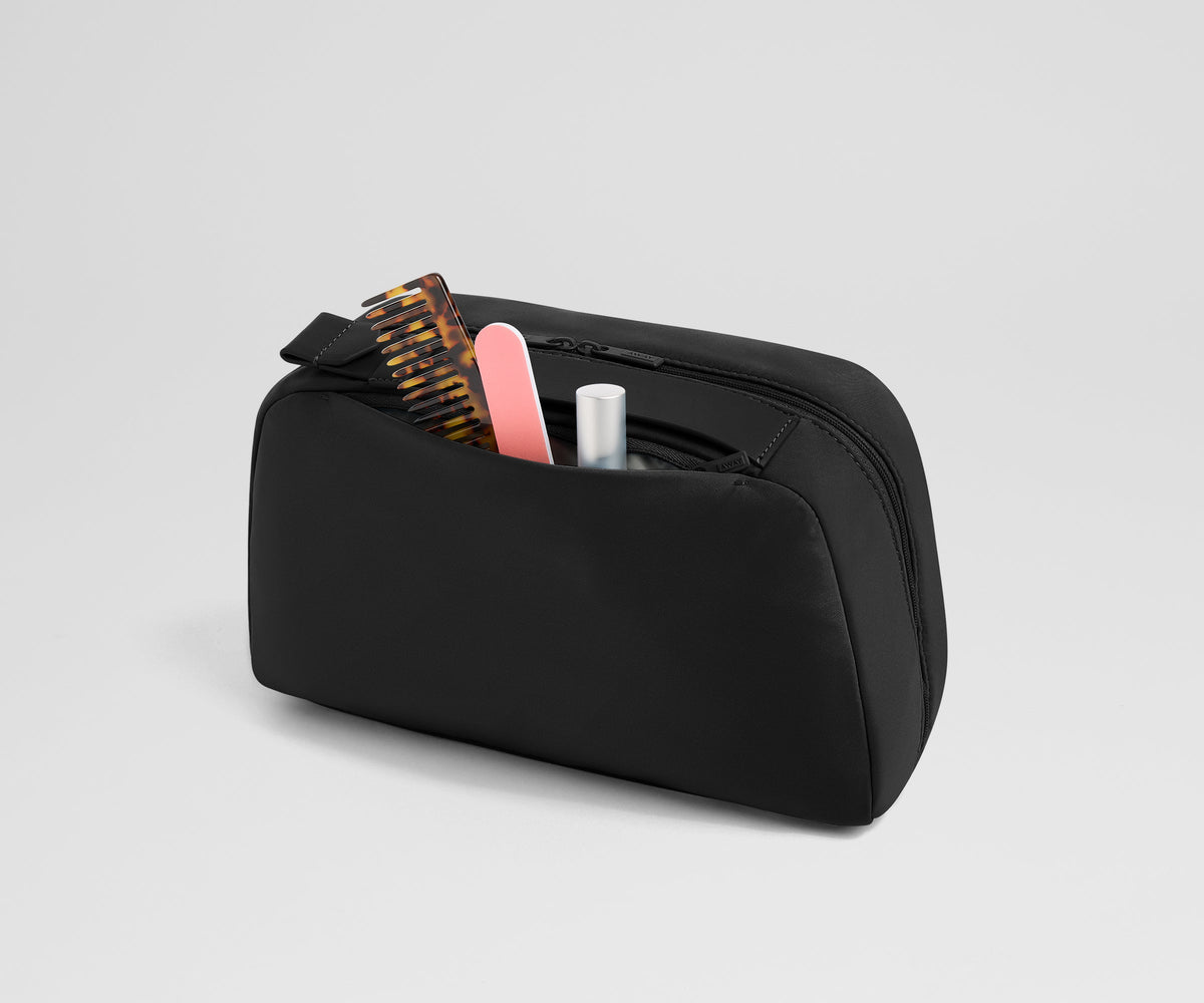 Away Large Toiletry Bag in Jet Black