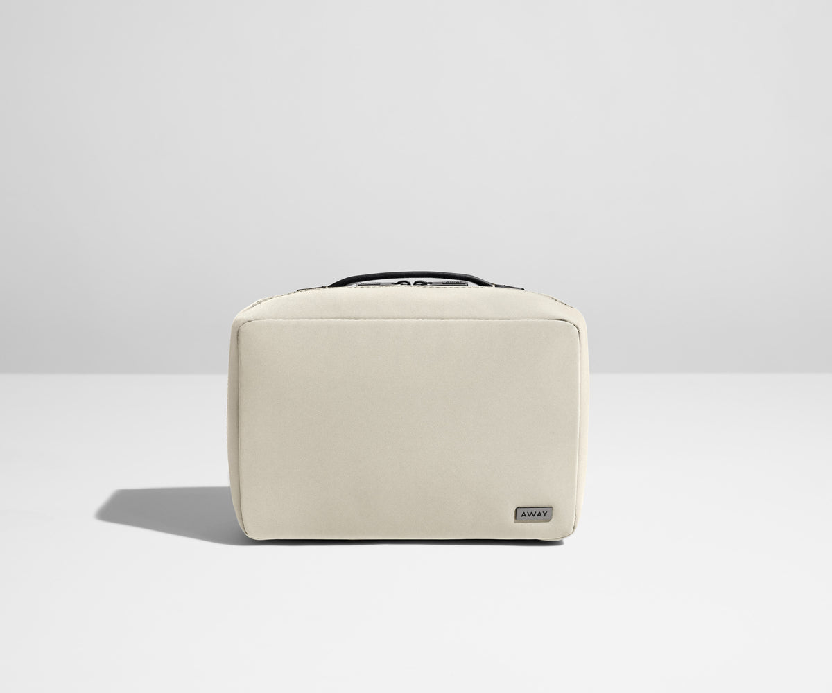 Away The Small Toiletry Bag in Salt White
