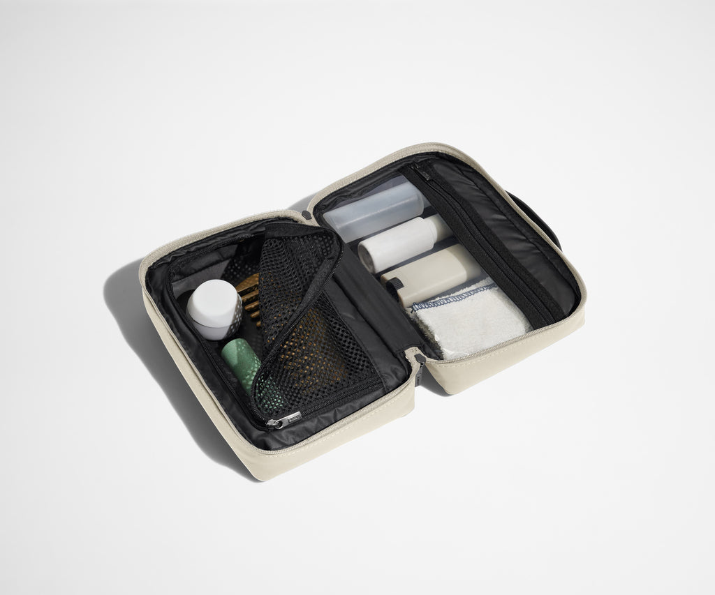 Away The Small Toiletry Bag in Salt White