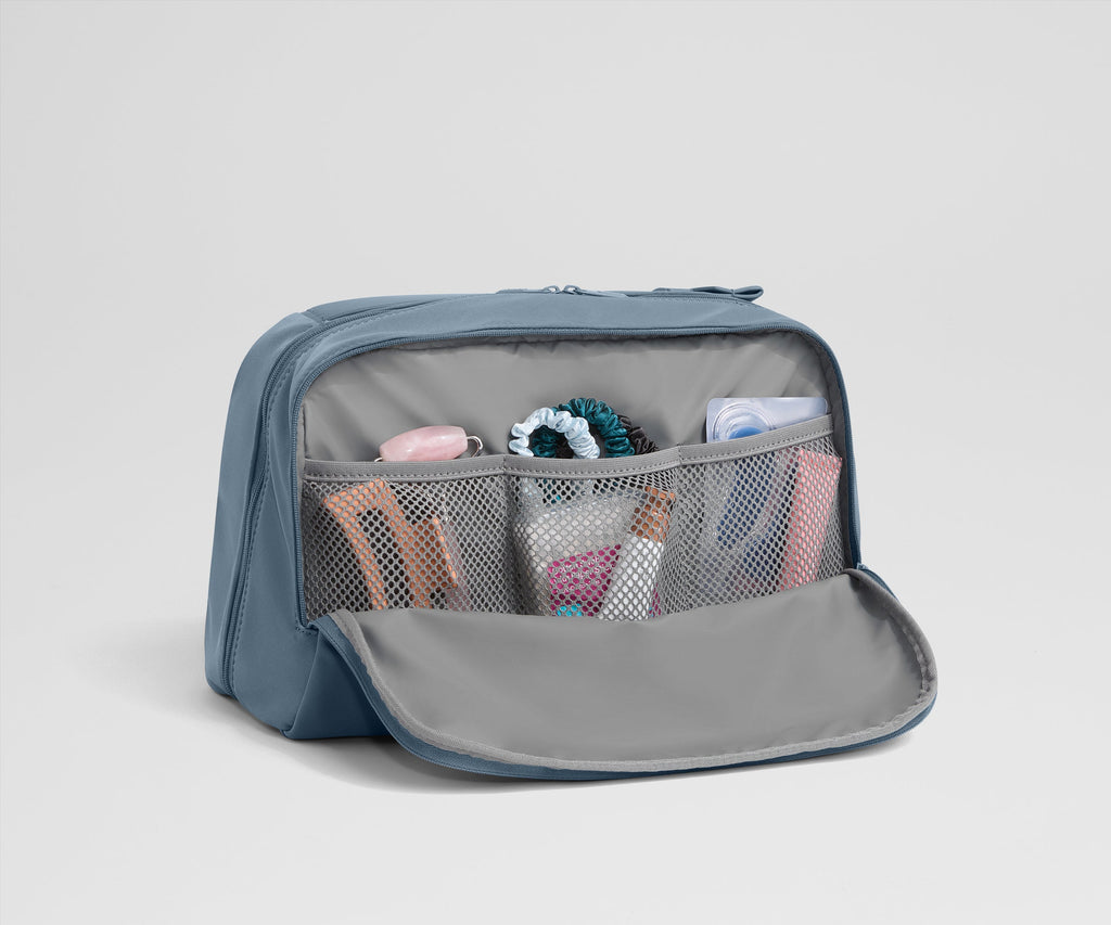 Away Extra Large Toiletry Bag in Coast Blue