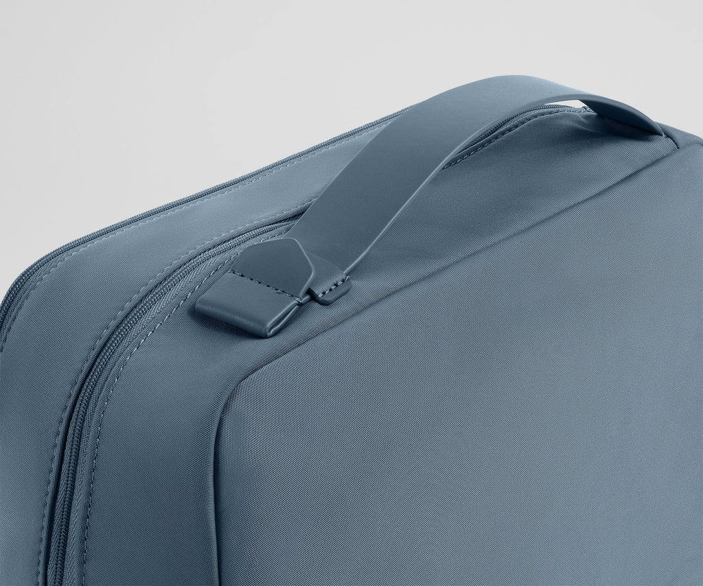 Away Extra Large Toiletry Bag in Coast Blue