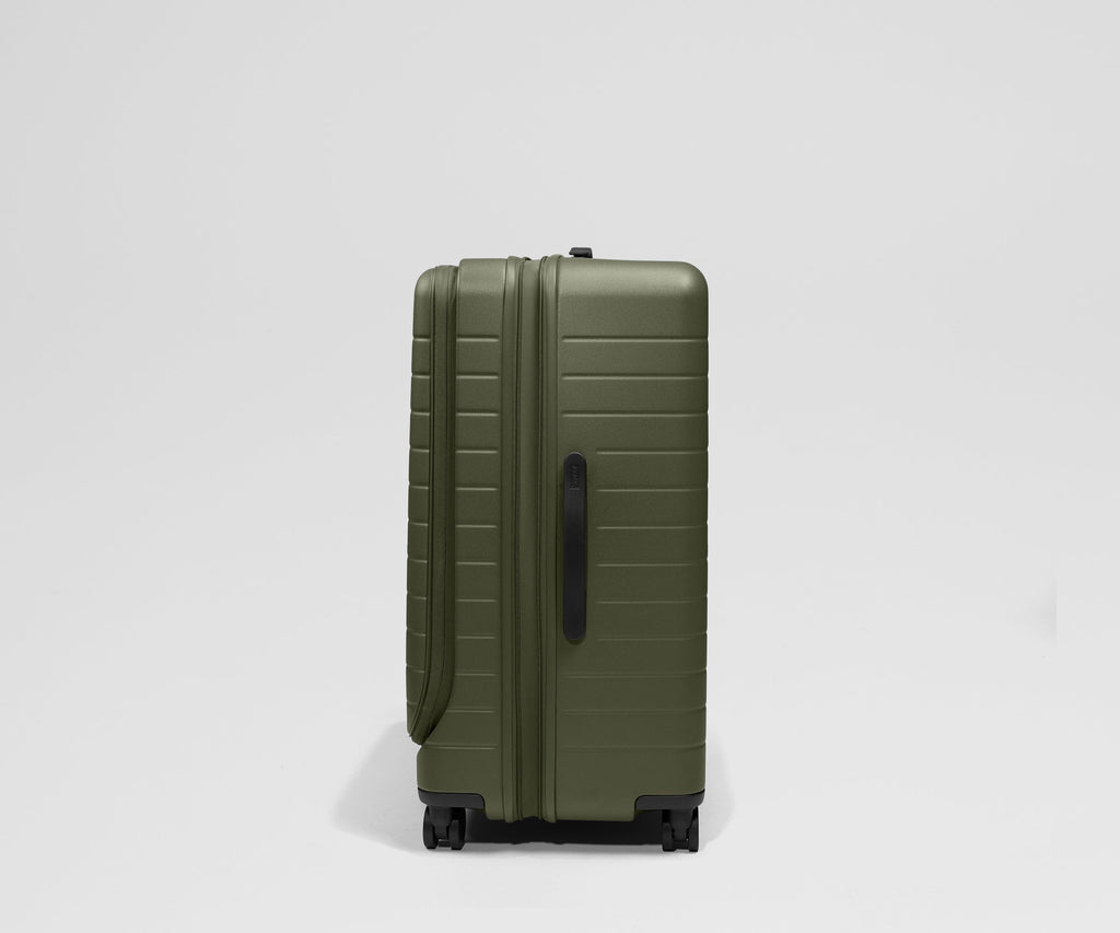 Away Topside Medium Trunk Suitcase - Olive Green