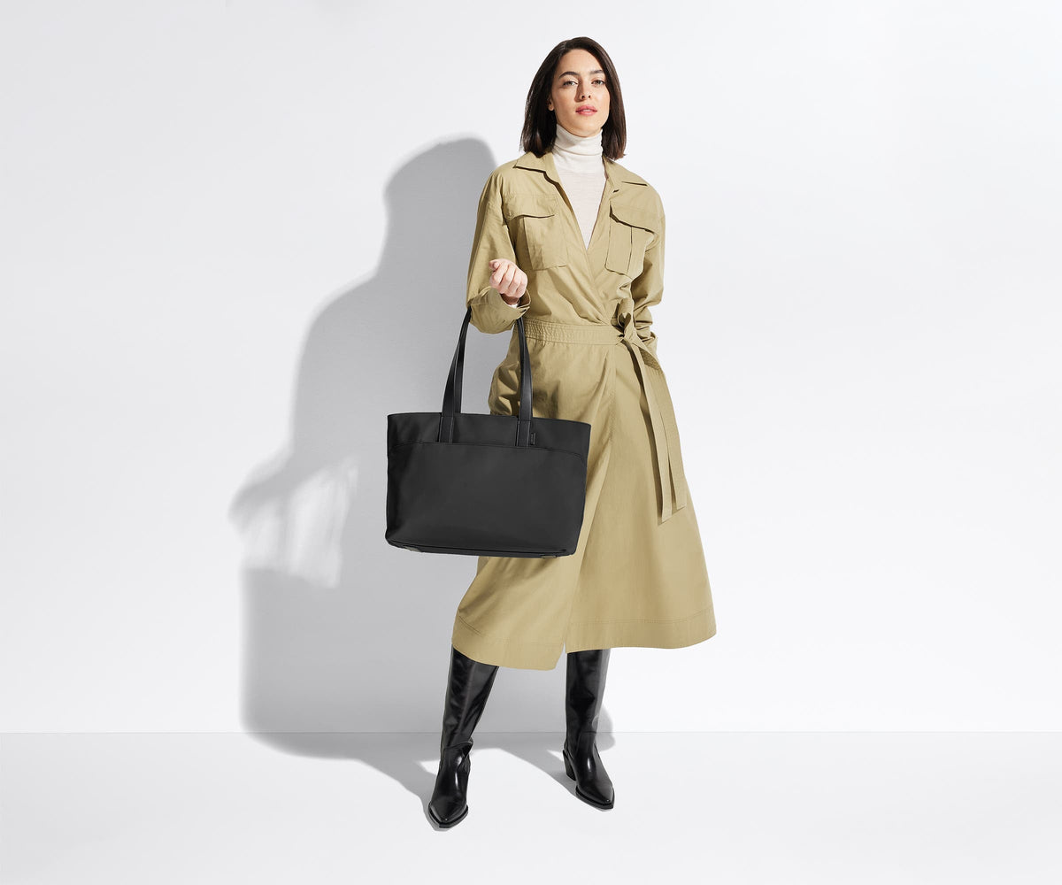 Away The Everywhere Tote Tote Bag - Jet Black