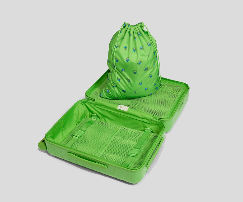 Away The Claw & Tech Bundle Travel Bundle