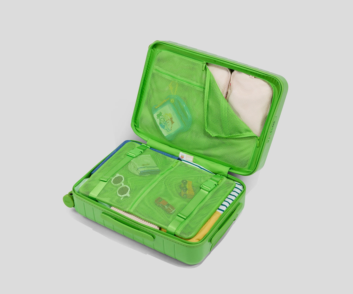 Away The Claw & Tech Bundle Travel Bundle