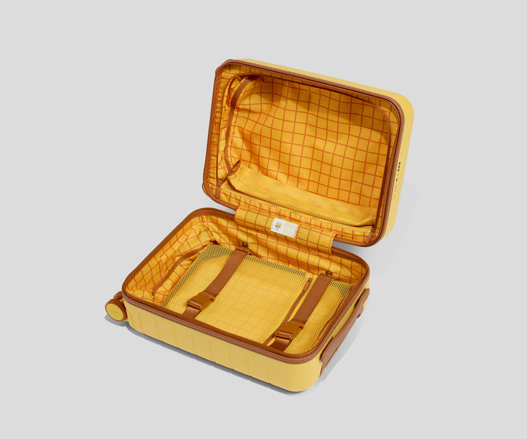 Away The Kids Carry-On Luggage Tag - Woody Yellow