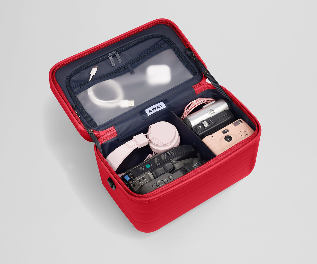 Away The Train Case Toiletry Bag - Cherry Red