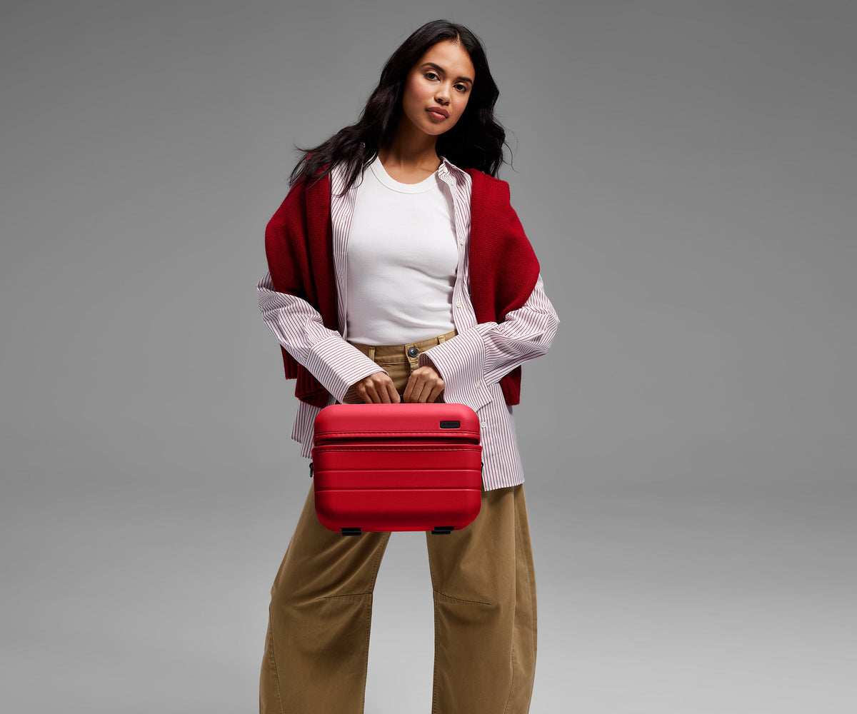 Away The Train Case Toiletry Bag - Cherry Red