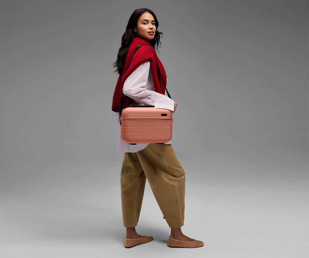 Away The Train Case Toiletry Bag - Clay Pink
