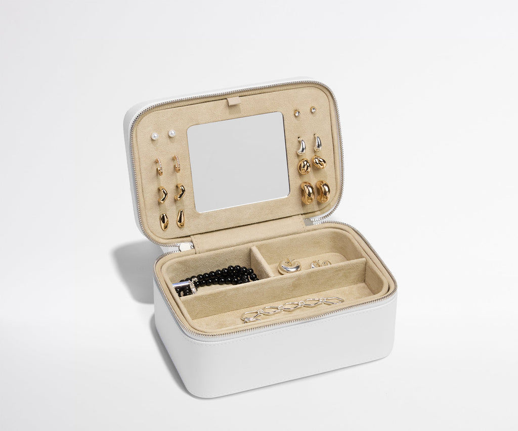 Away Keepsake Jewelry Case in Pearl White