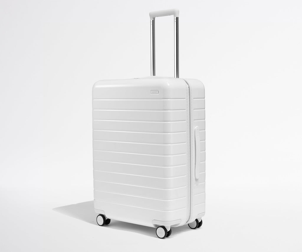 Away The Medium Suitcase - Pearl White