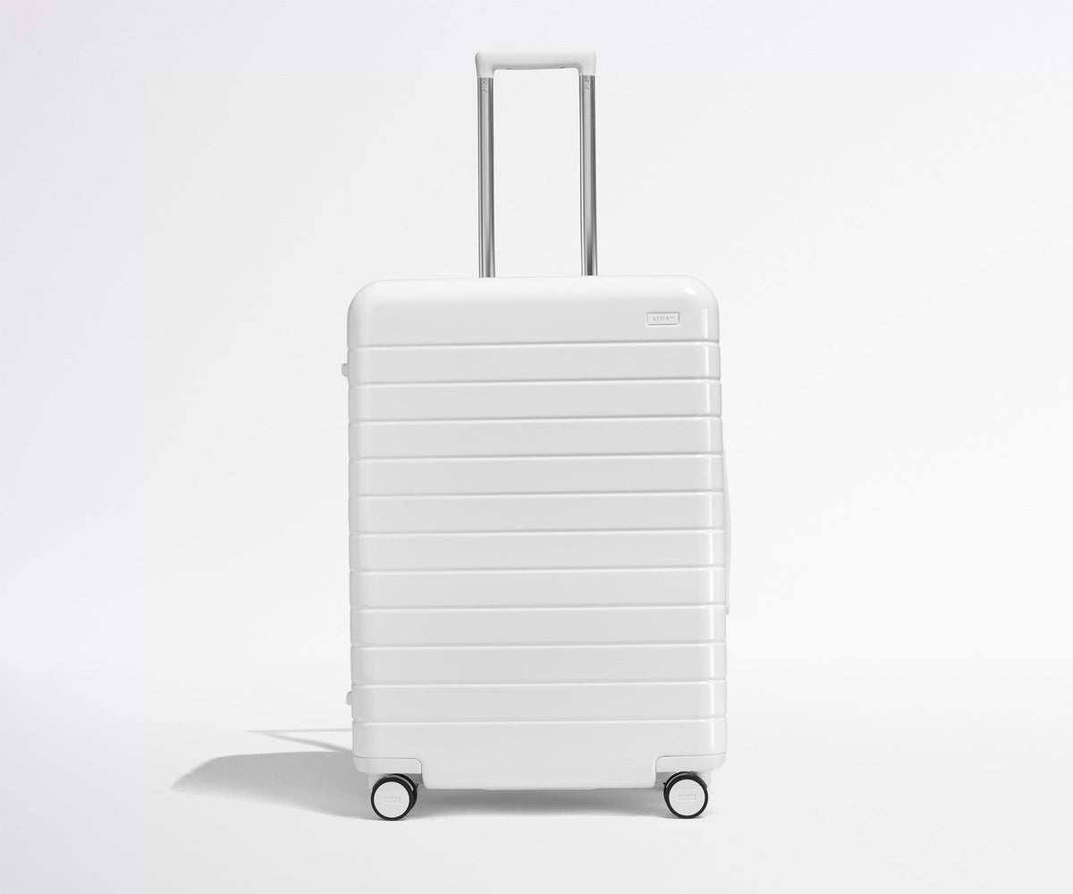 Away The Medium Suitcase - Pearl White