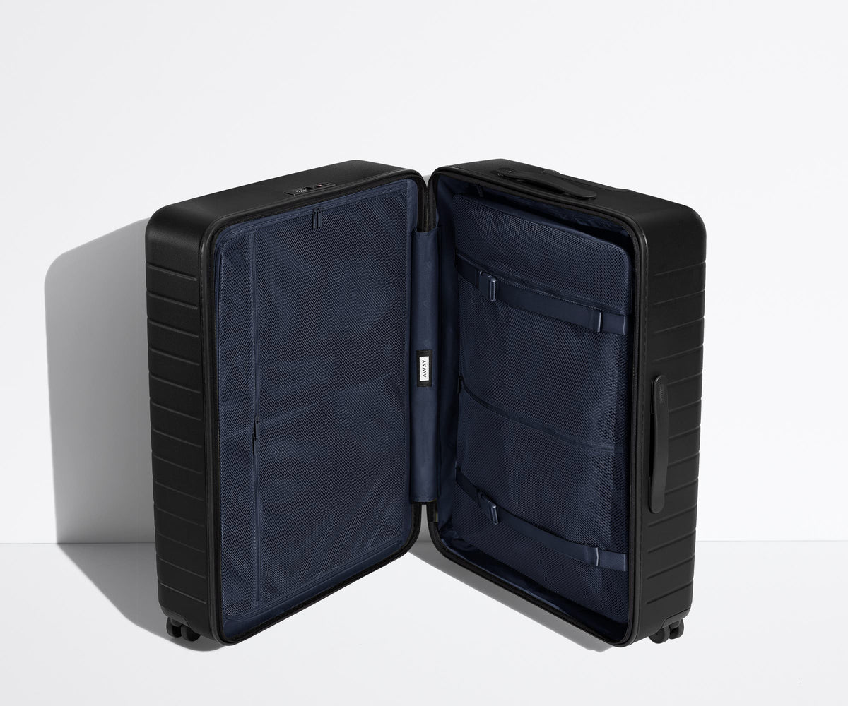 Away The Large Suitcase - Jet Black