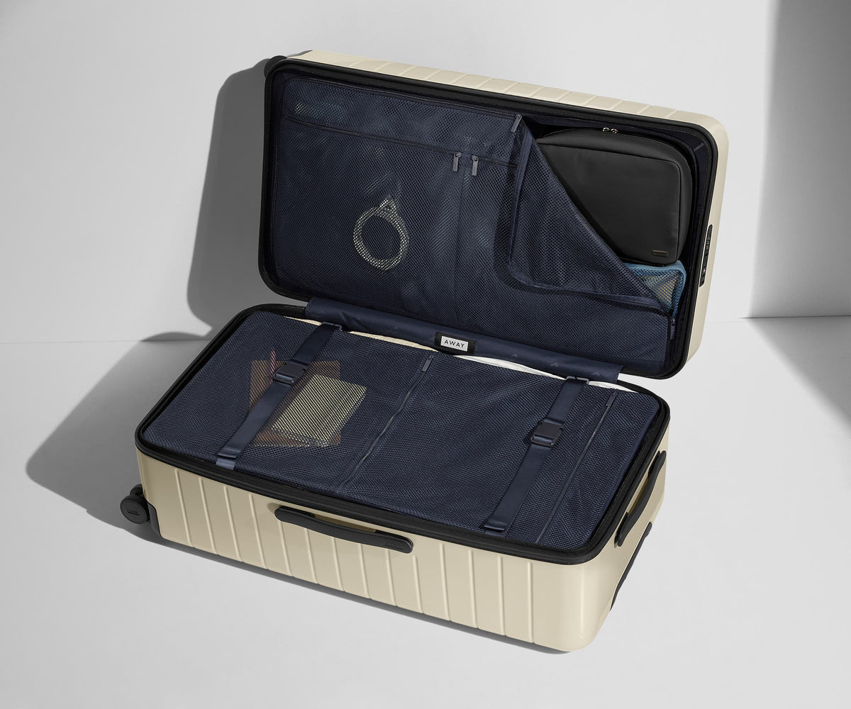 Away The Trunk Suitcase - Salt White (Gloss)