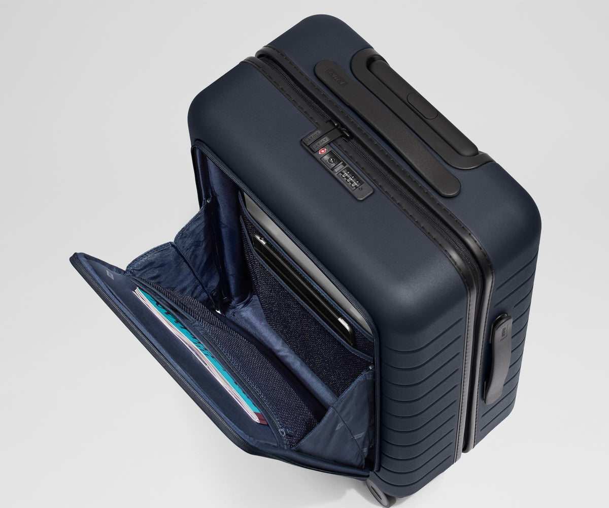 Away The Executive Bigger Carry-On Suitcase - Navy Blue