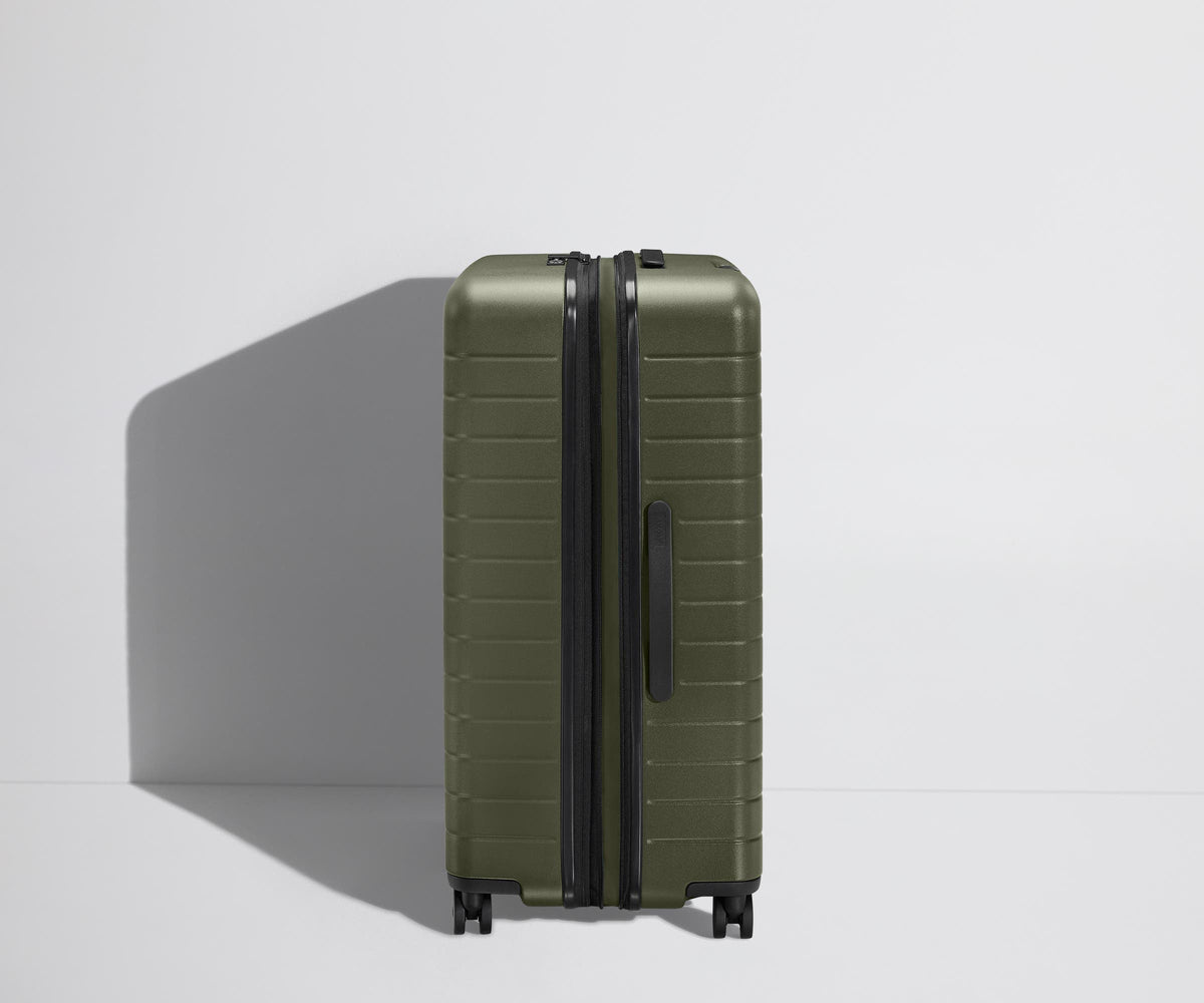 Away The Large Flex Suitcase - Olive Green