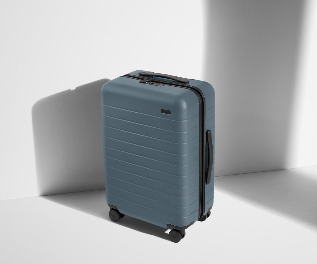 Away Jetsetter Bundle Suitcase