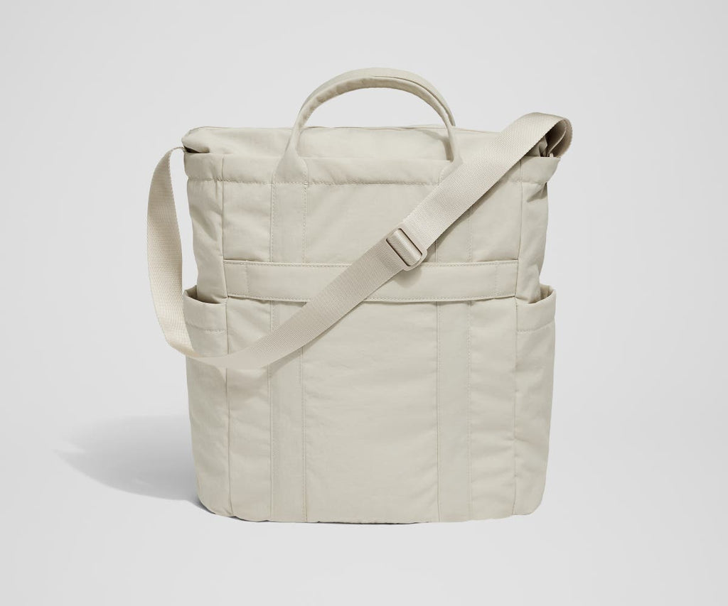 Away Courtside Tote Tote Bag - Salt White Textured Nylon