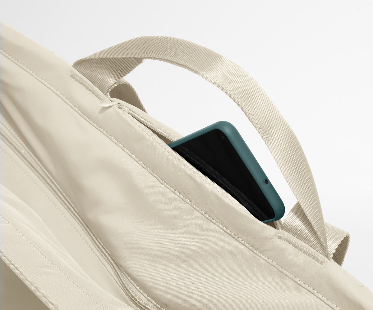 Away Large Featherlight Tote Tote Bag - Salt White