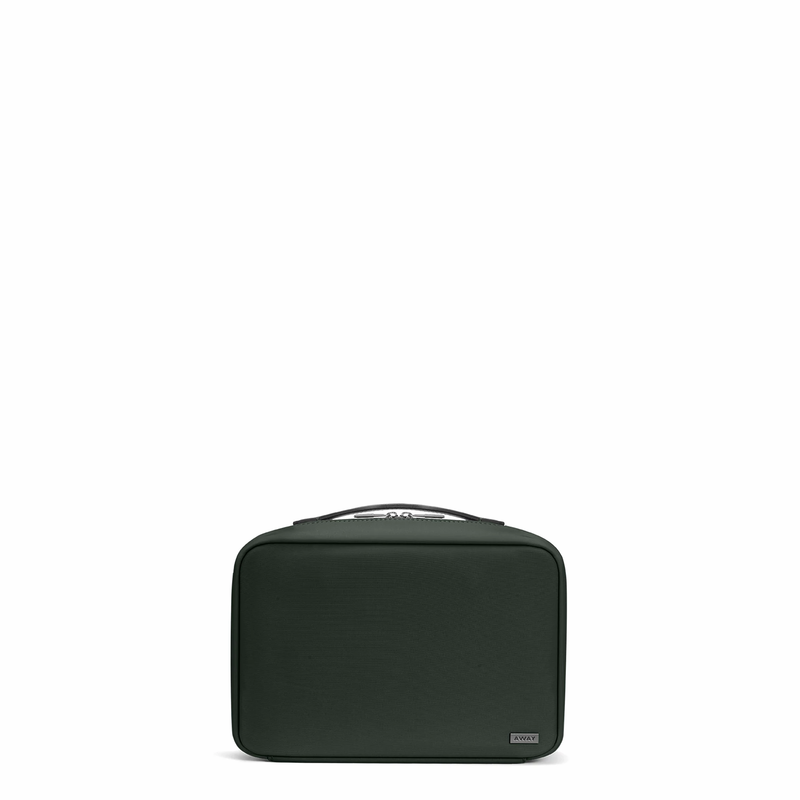 Away The Hanging Toiletry Bag in Green