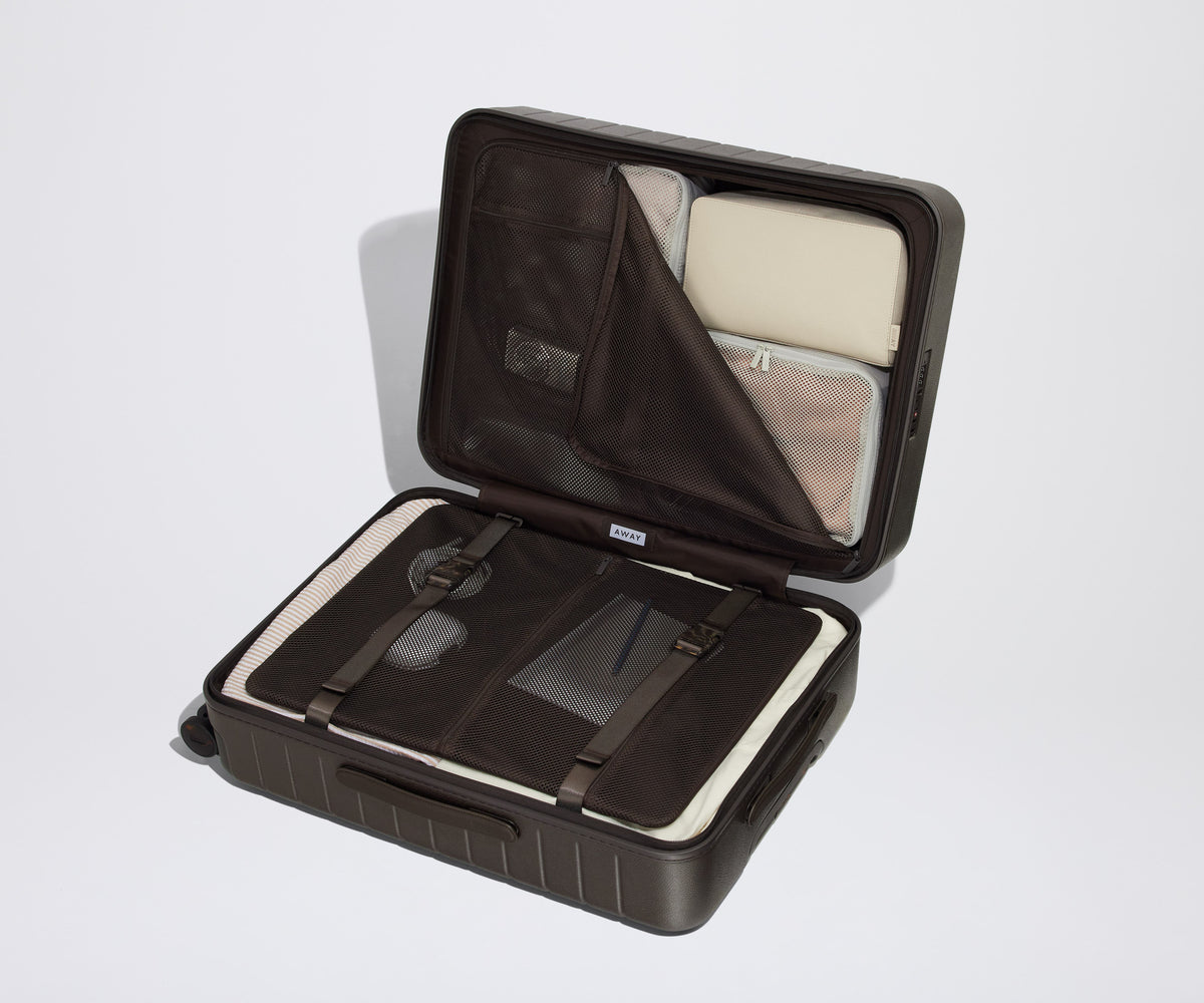 Away The Medium Suitcase - Espresso Brown