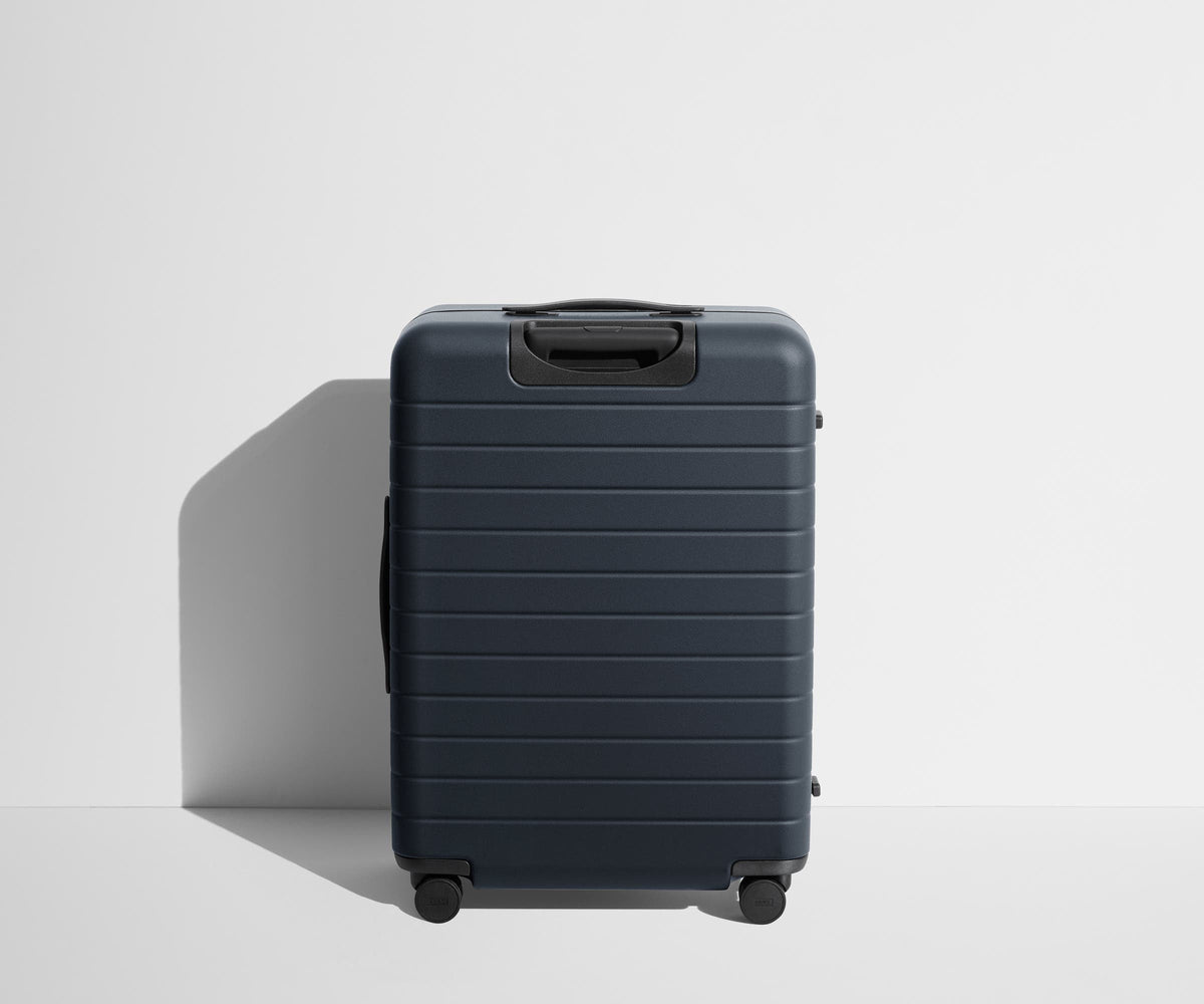Away The Medium Suitcase - Navy Blue